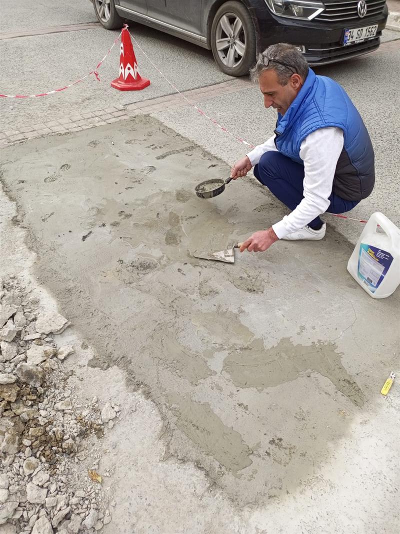K�� Sonras� Sitemizin Bozulan Yollar�n�n Tamirine Ba�lad�k.