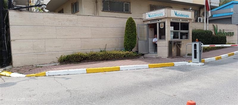 Sitemizin Bord�r Ve Yol �izgilerini Boyuyoruz.