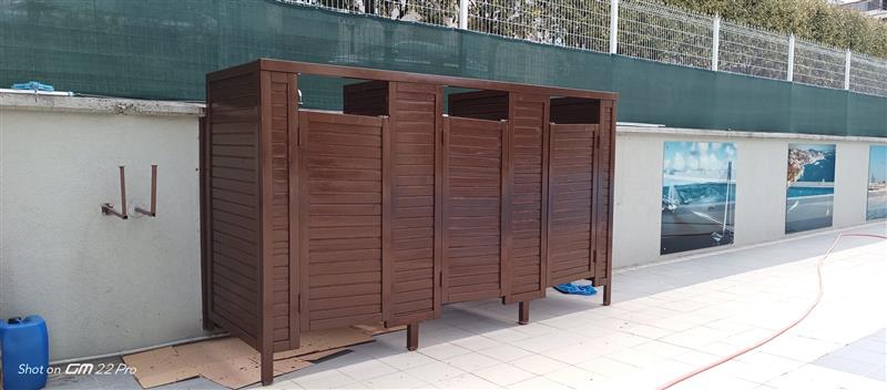 Sitemizdeki Demirba�lar�n Boyalar�n� Yeniliyoruz.