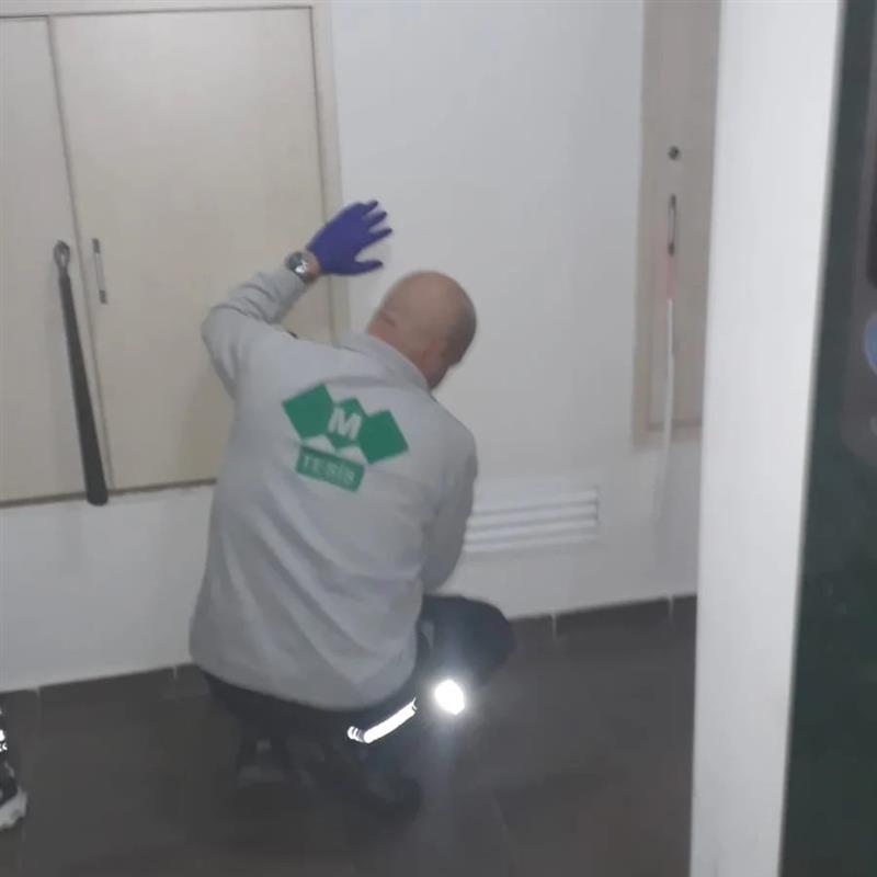 Sitemizi Temizliyor, Dezenfekte Ediyor Ve Ramazan Bayram�na Haz�rl�yoruz.