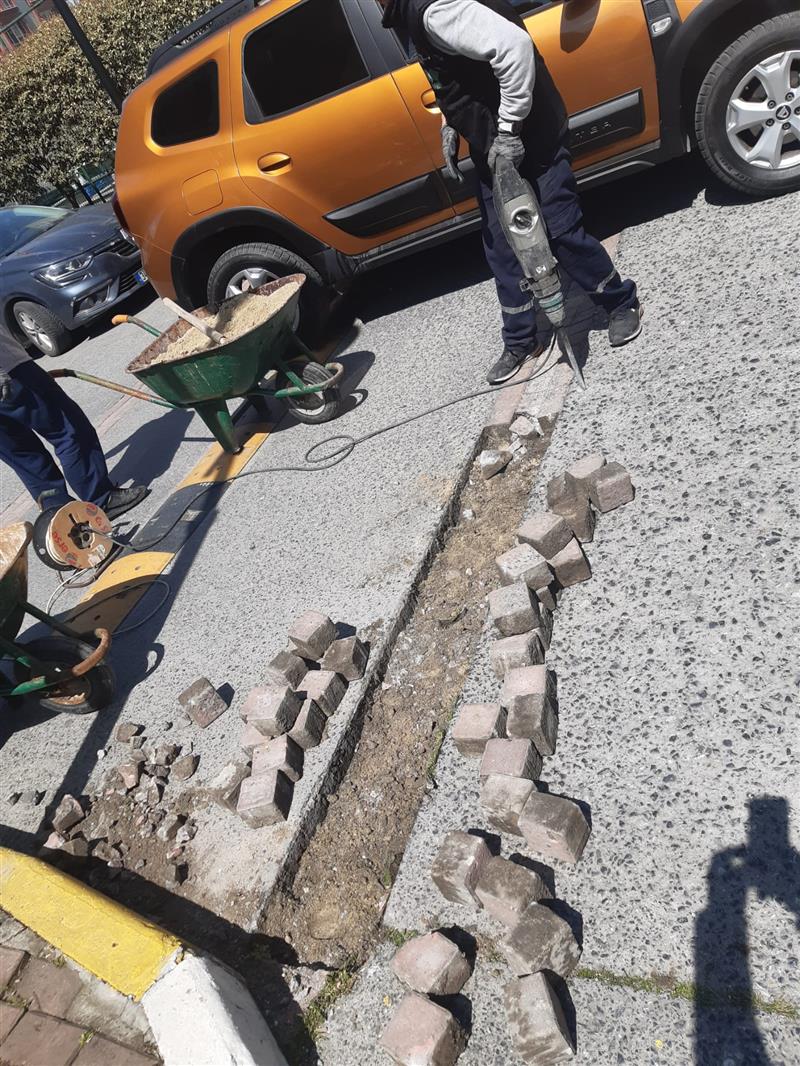 Site ��indeki Yollar�n Tamirini Yap�yoruz.Y�netim