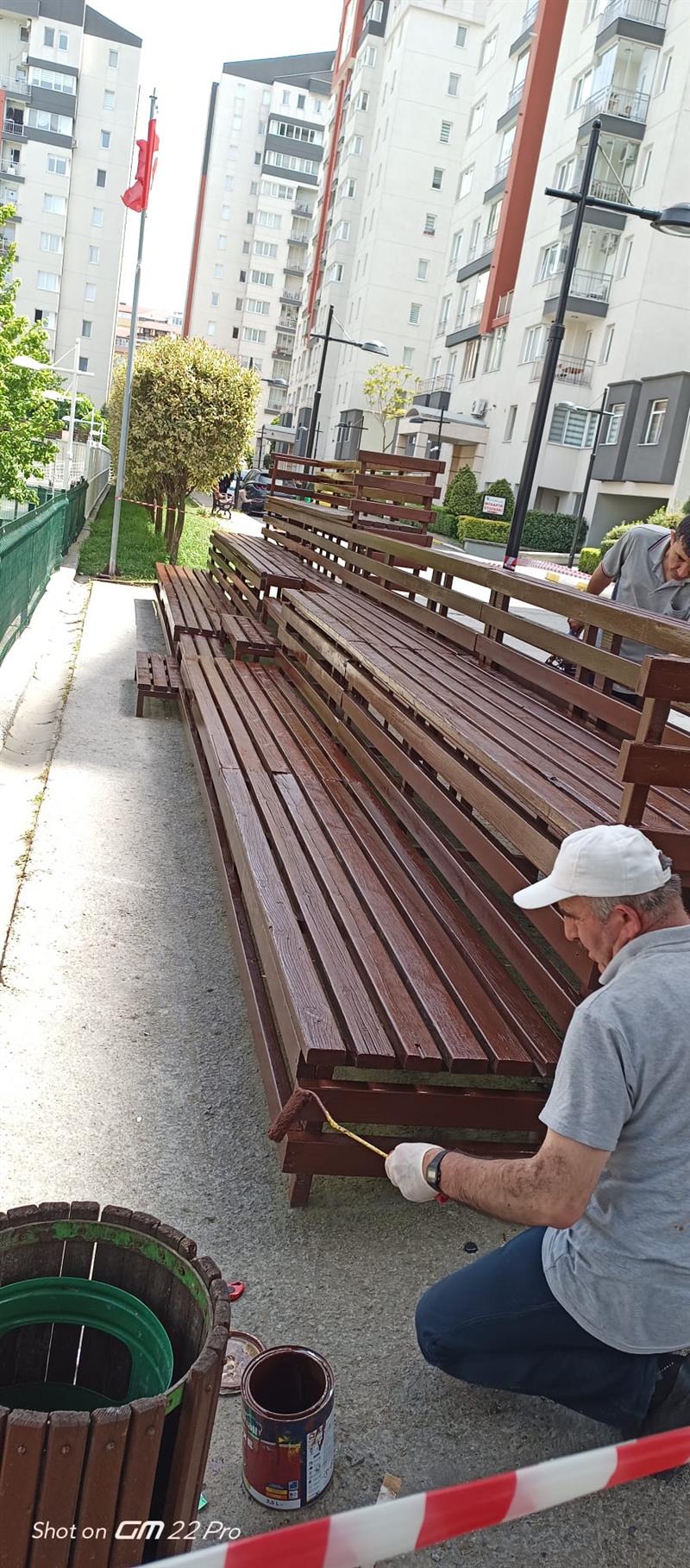 Sitemizdeki Demirba�lar�n Boyalar�n� Yeniliyoruz.